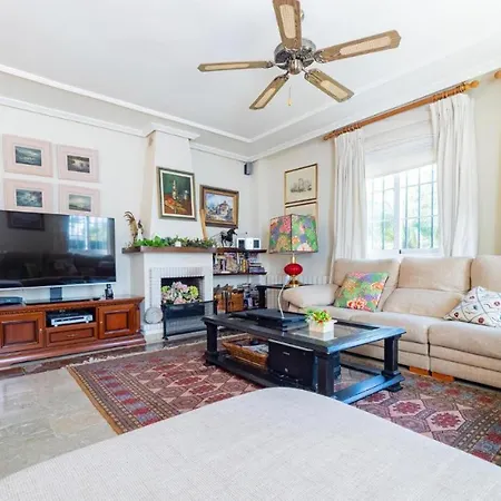 Adosado En * マルベーリャ