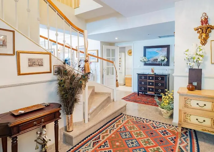 Adosado En Dom wakacyjny Marbella